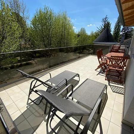 Apartment Aida *