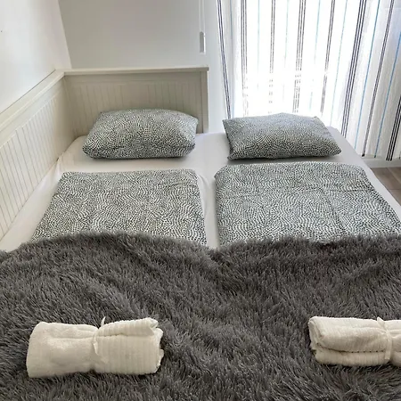 Apartment Aida *